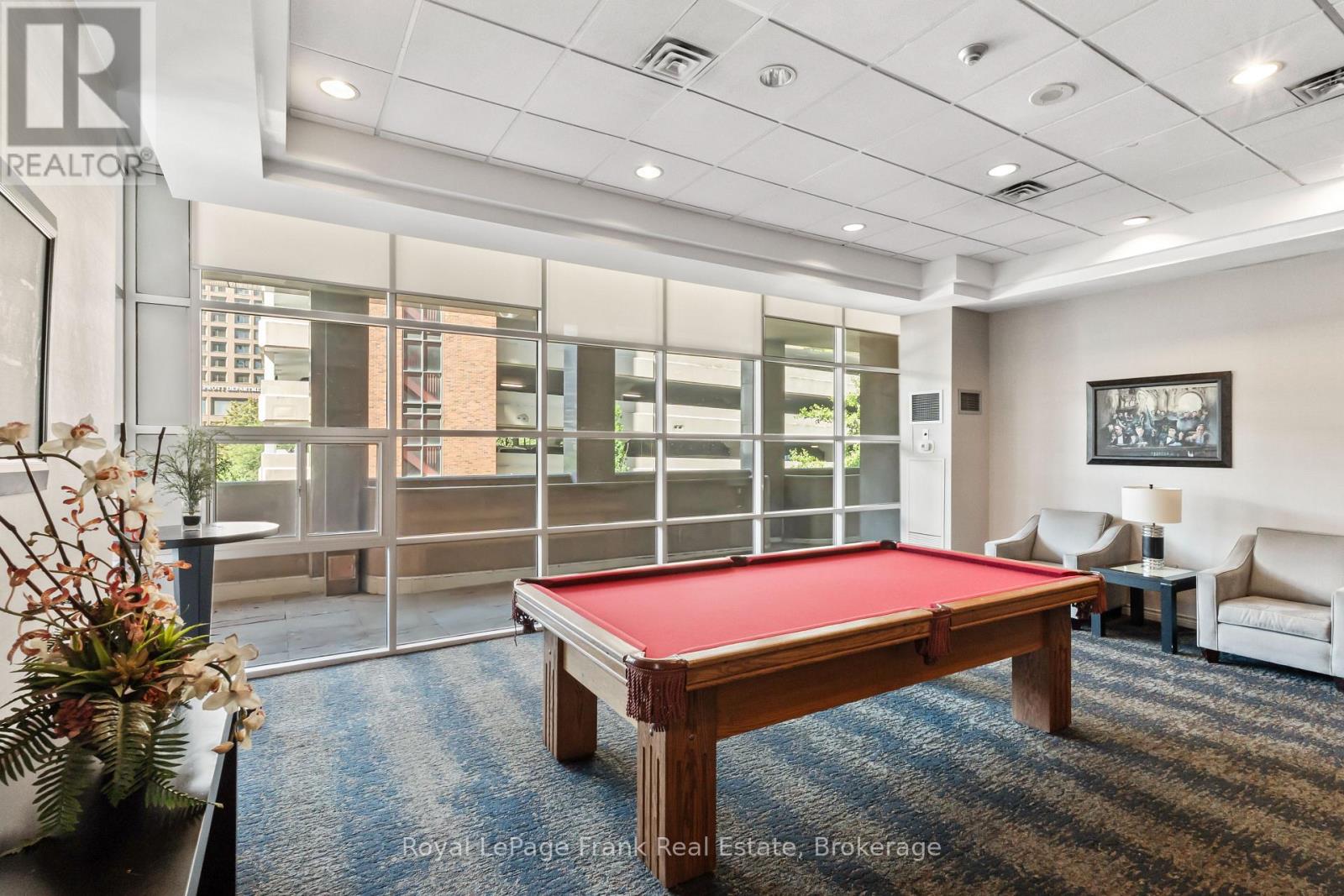 2910 - 736 Bay Street Property Photo 28