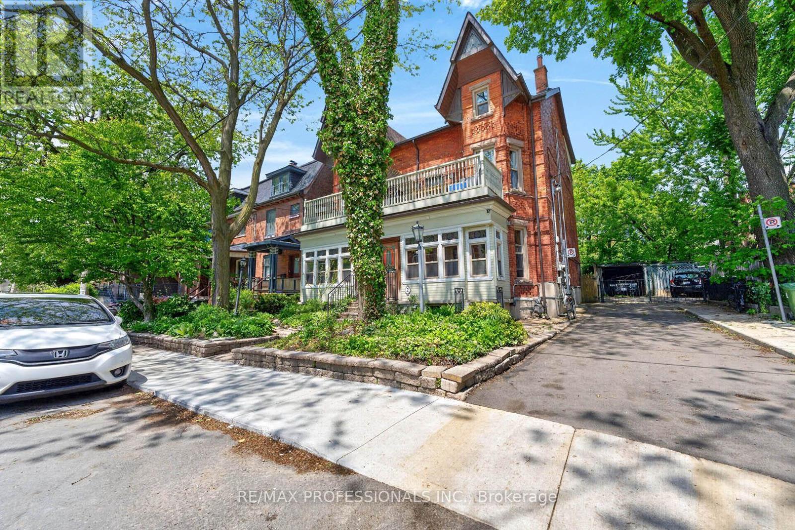 2 Afton Avenue Property Photo 3