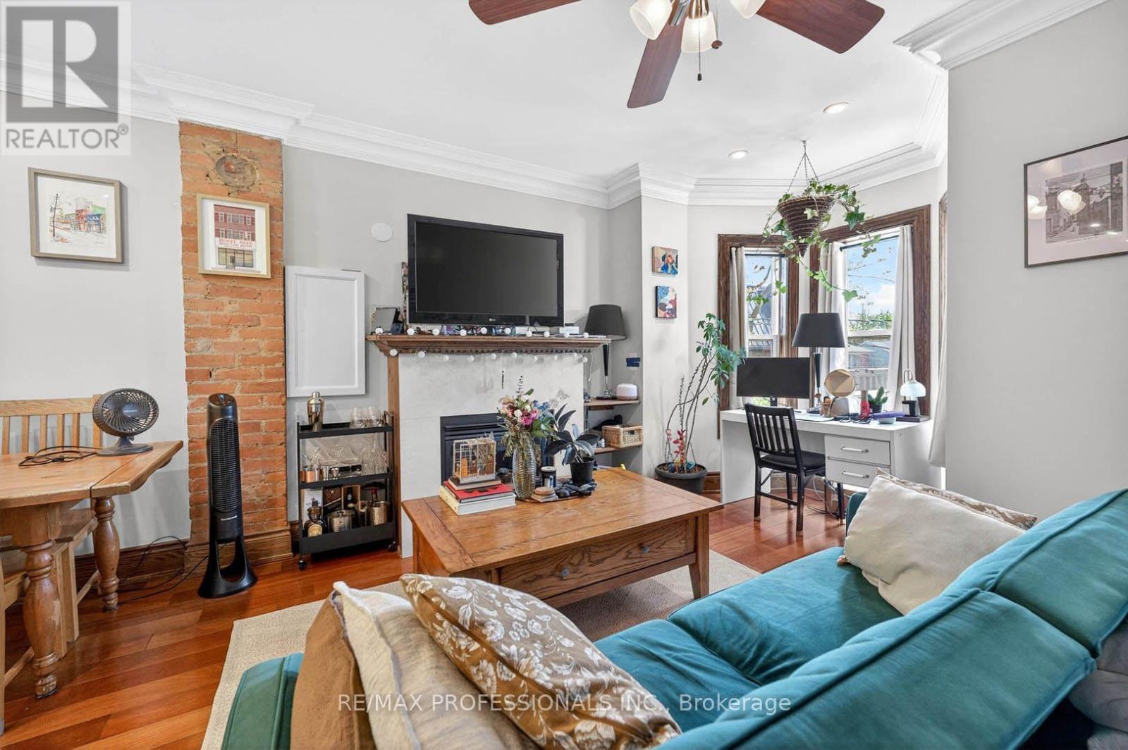2 Afton Avenue Property Photo 22