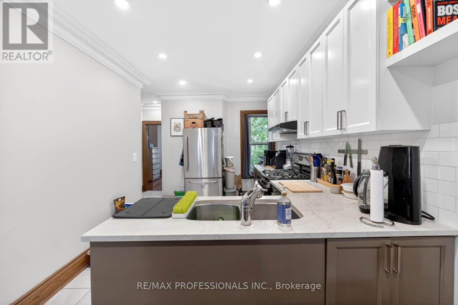 2 Afton Avenue Property Photo 24