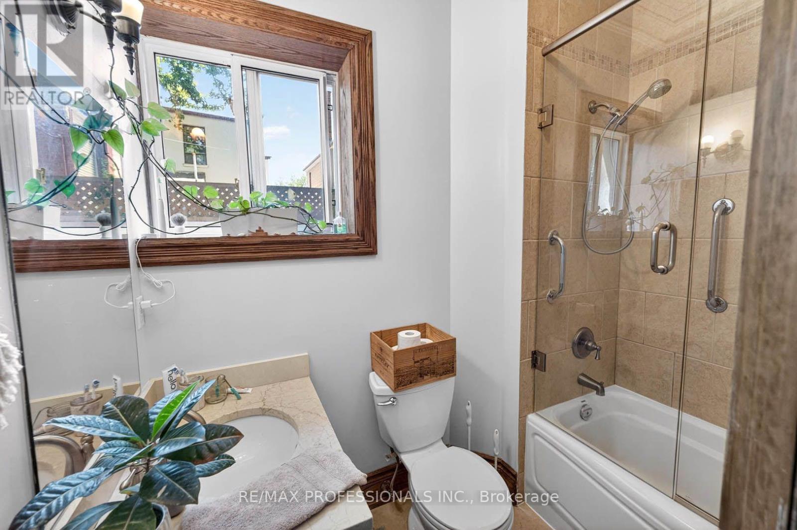 2 Afton Avenue Property Photo 35