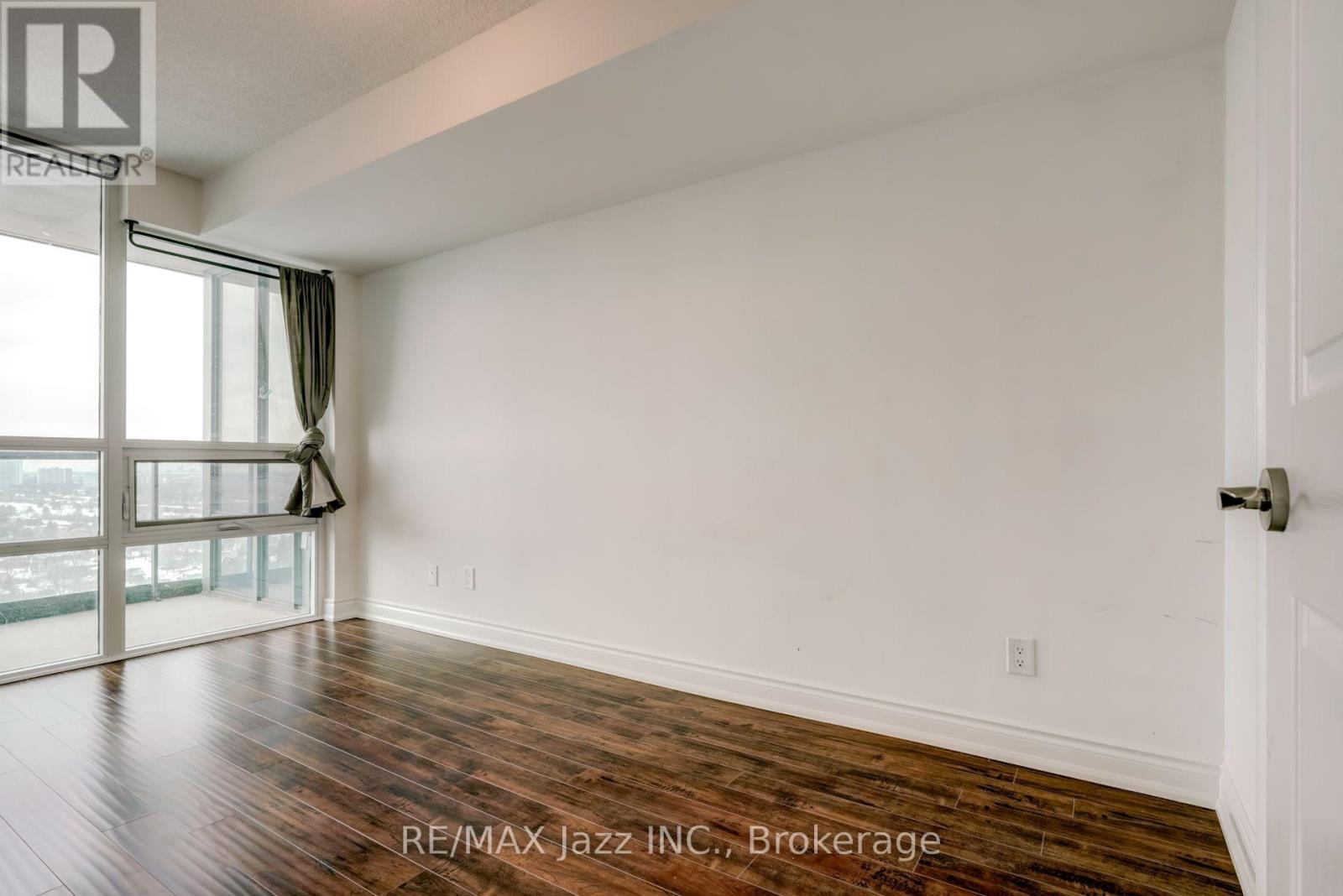 1908 - 15 Greenview Avenue Property Photo 16