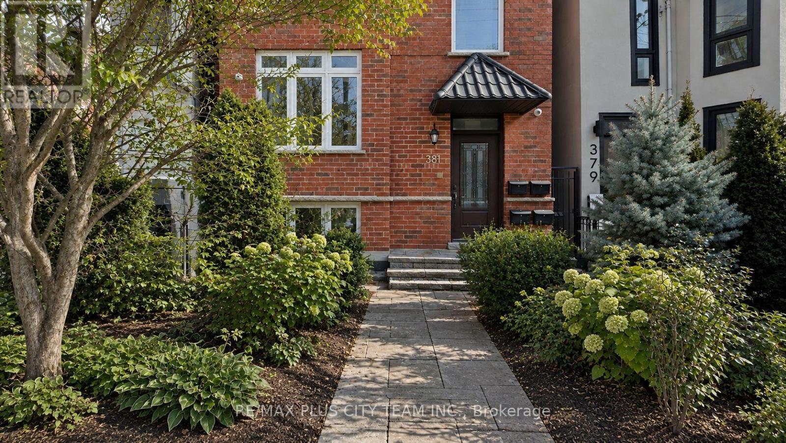 2 - 381 Ontario Street Property Photo 2