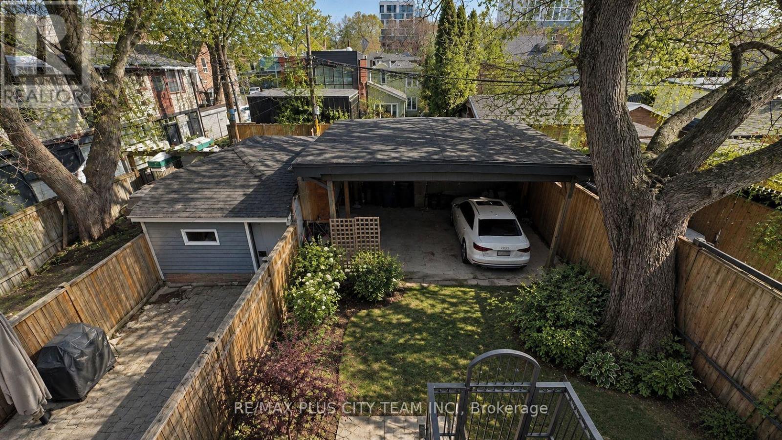 2 - 381 Ontario Street Property Photo 27