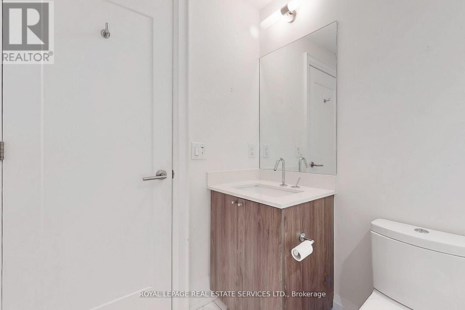 808 - 88 Cumberland Street Property Photo 22