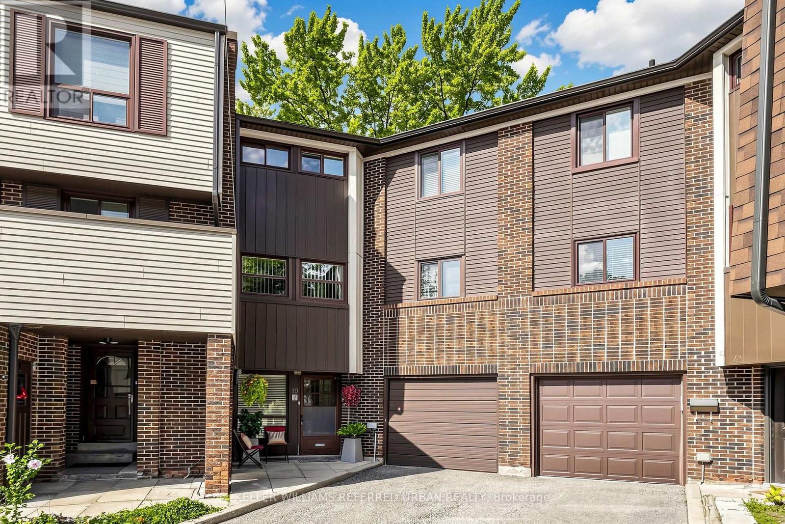 10 TURRET HILLWAY WAY