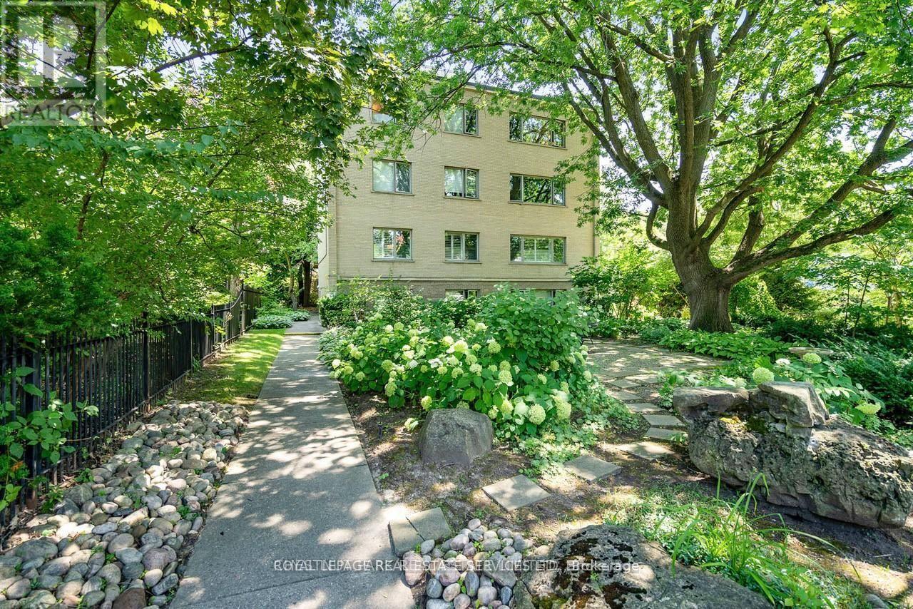 103 - 31 ROSEDALE ROAD