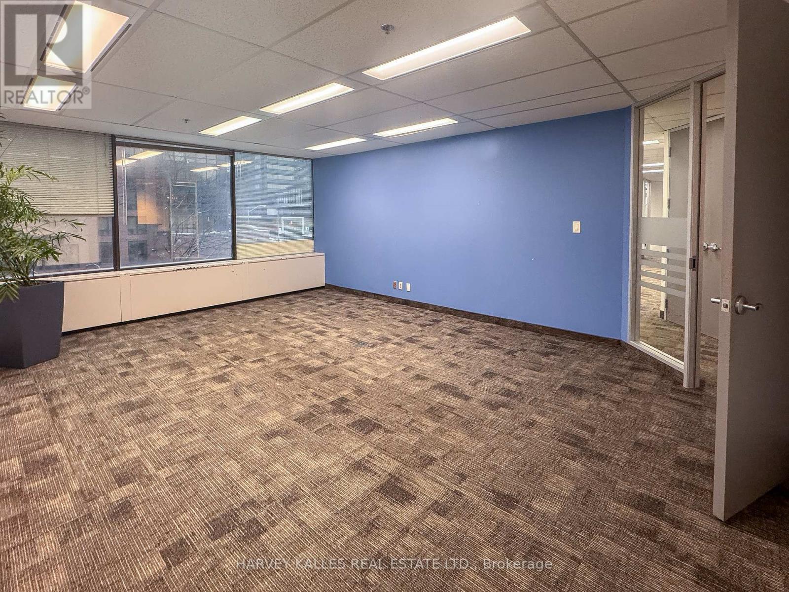 301 - 45 Sheppard Avenue E Property Photo 3