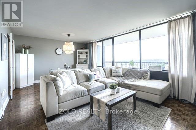 2402 - 135 Antibes Drive Property Photo 1