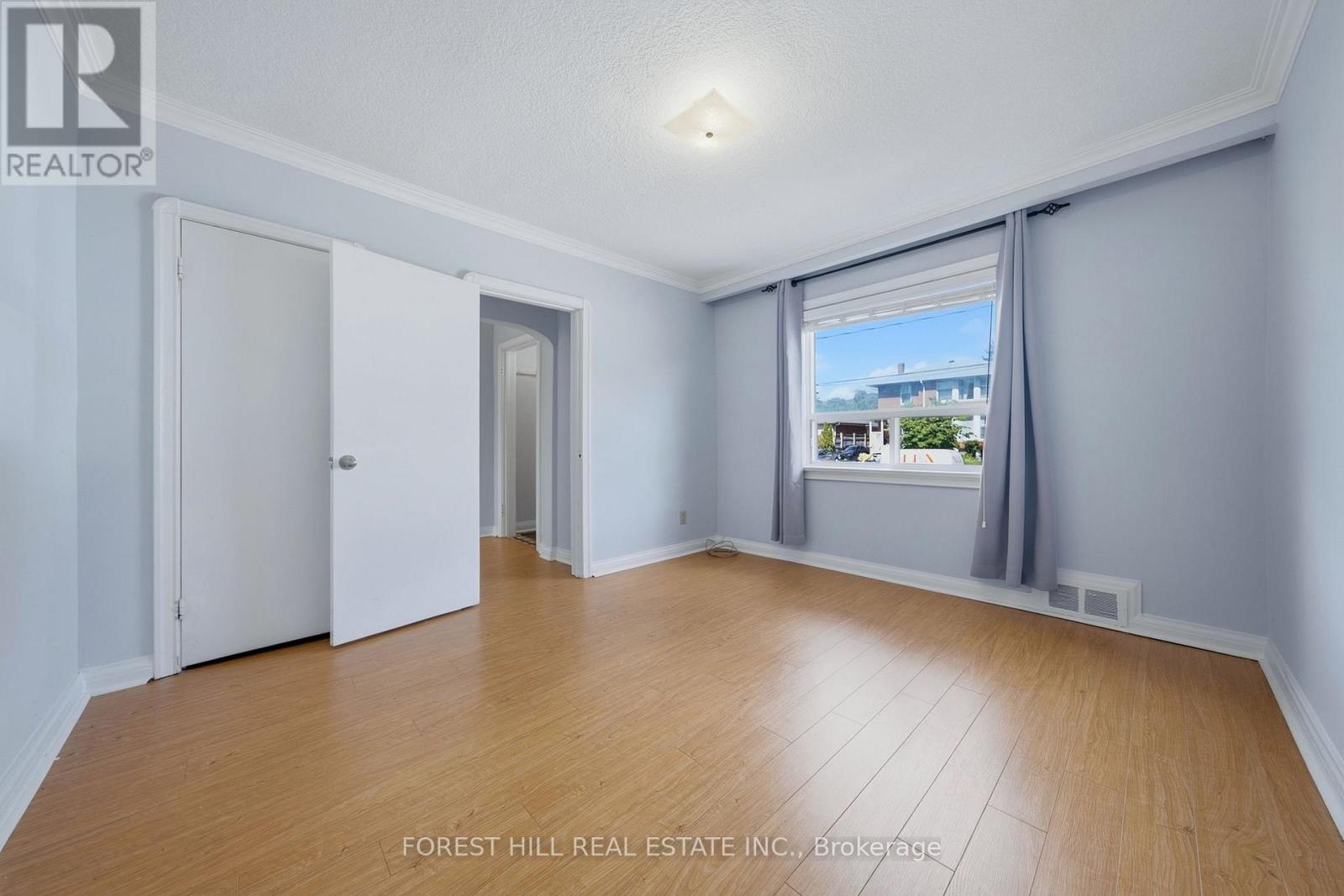 147 Viewmount Avenue Property Photo 8