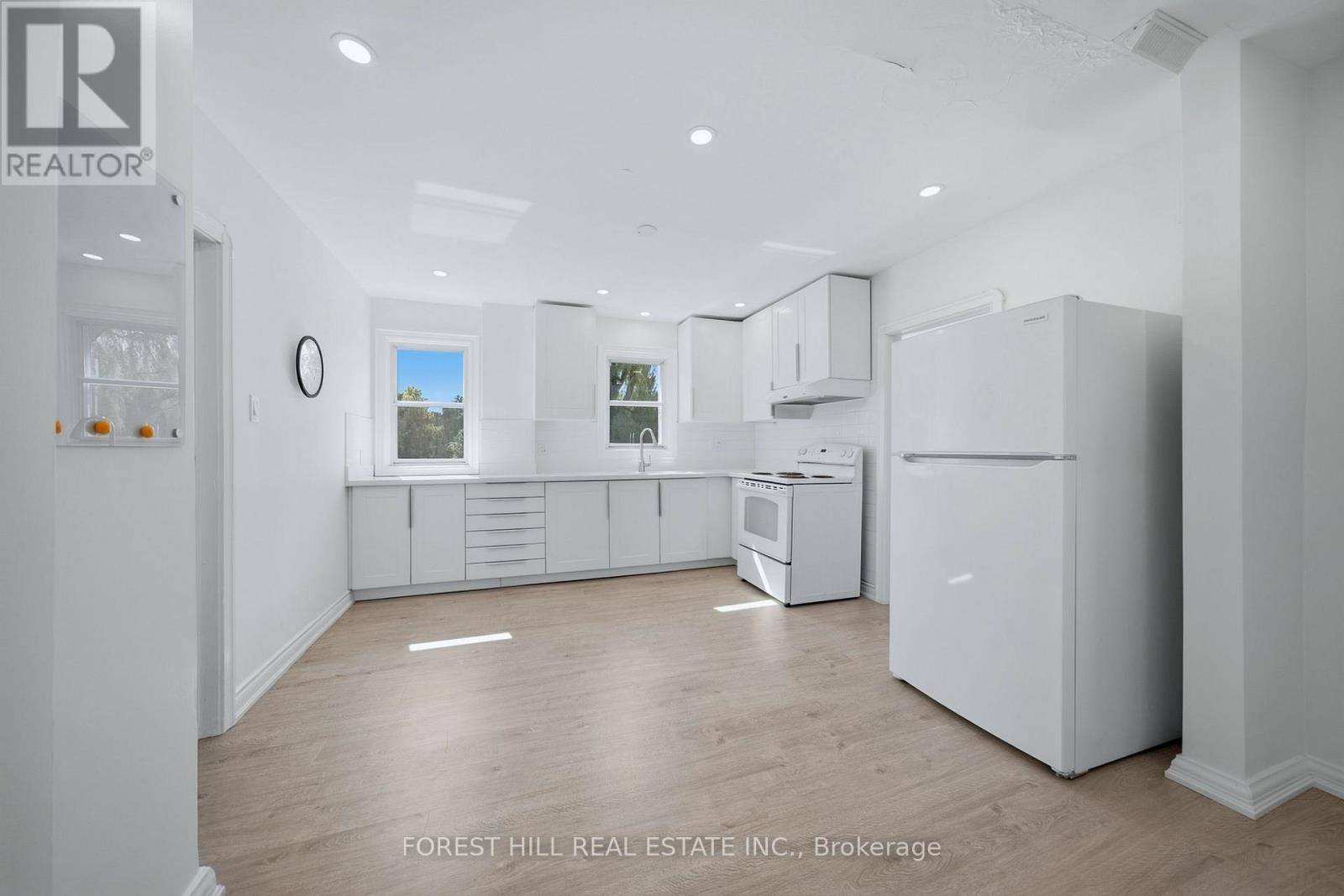 147 Viewmount Avenue Property Photo 10
