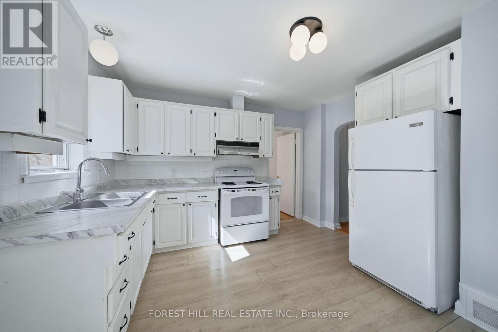 147 Viewmount Avenue Property Photo 17
