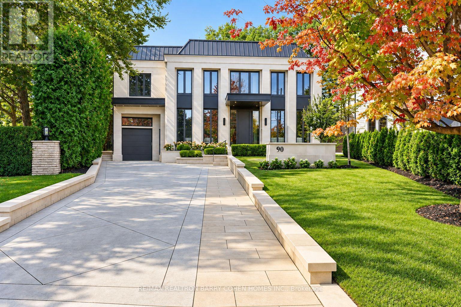 90 Arjay Crescent Property Photo 1