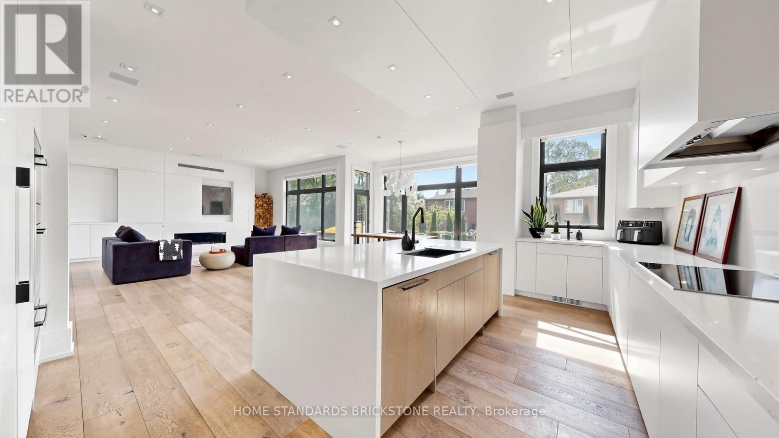 10 Alonzo Road Property Photo 9