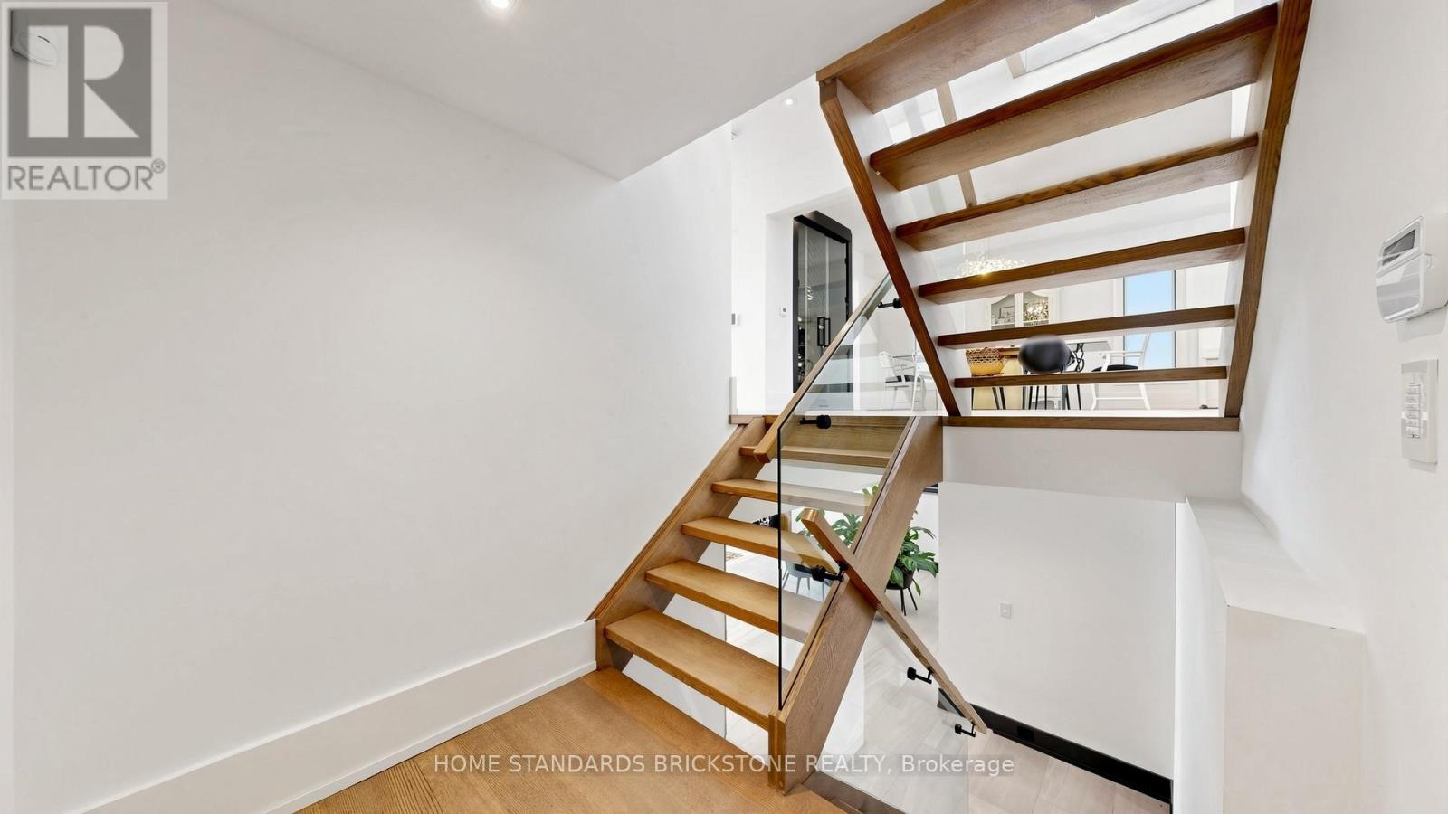 10 Alonzo Road Property Photo 15