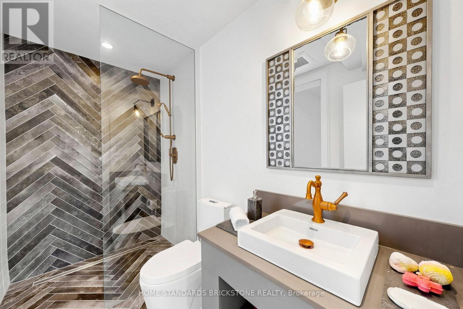10 Alonzo Road Property Photo 29