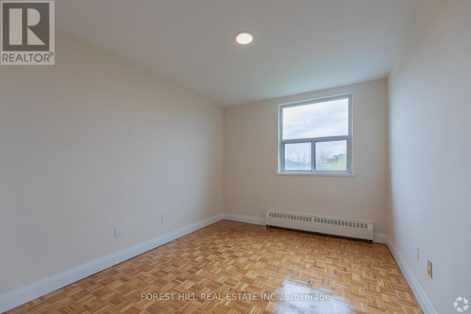 406 - 32 Clayland Drive Property Photo 8