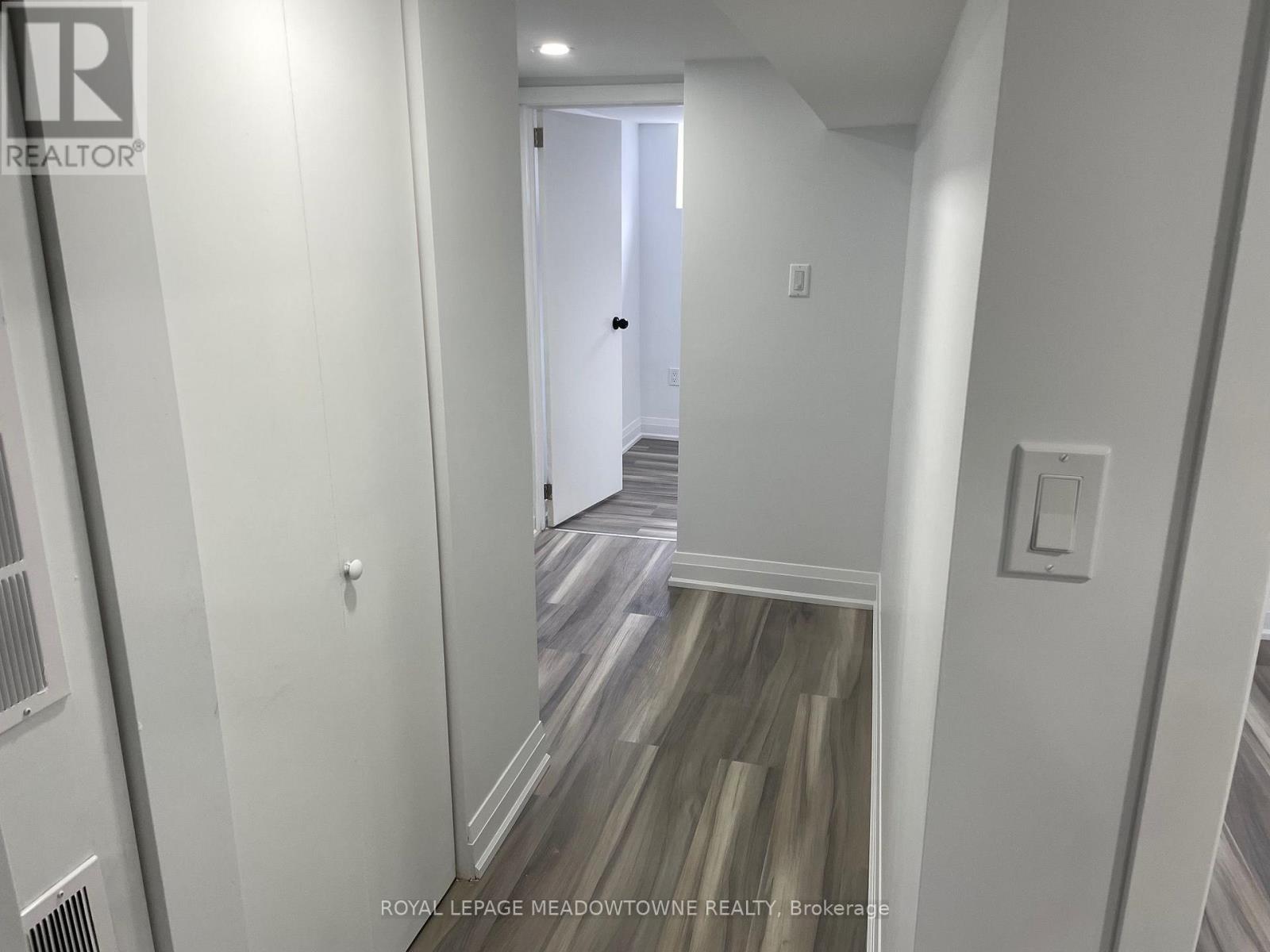 Bsmt - 1211 College Street Property Photo 6