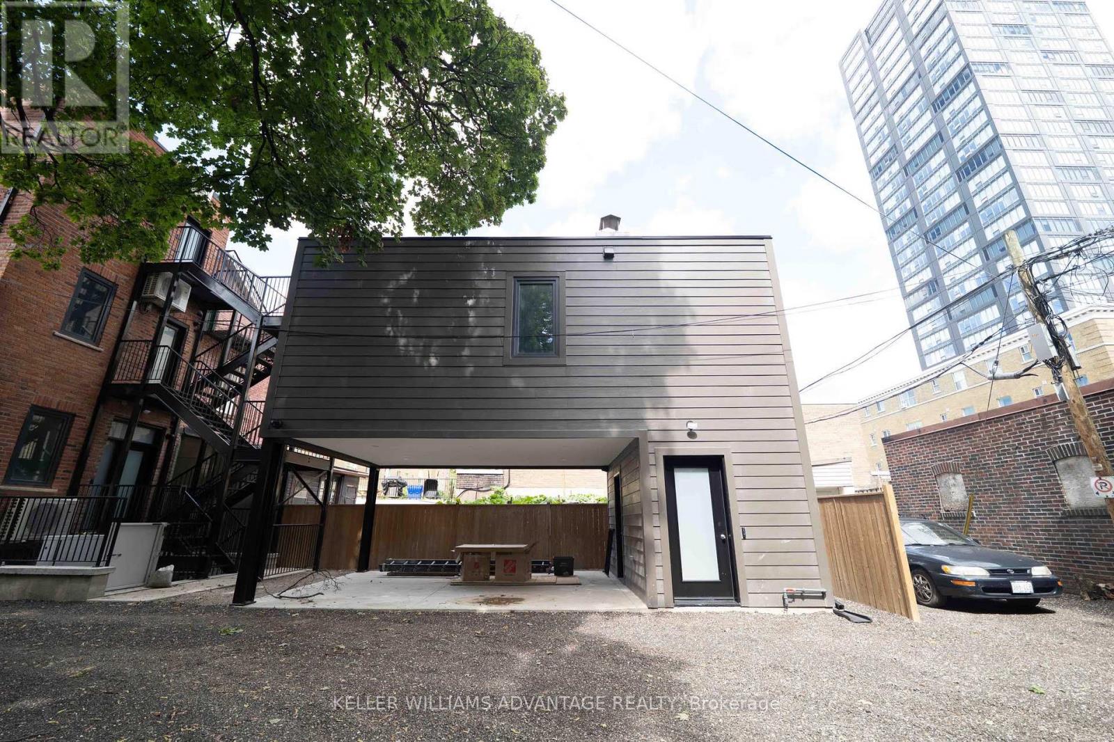Garden Suite(laneway Apt) - 23 Ross Street Property Photo 7
