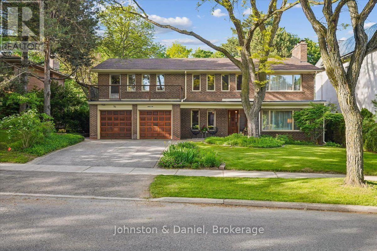 36 Medalist Road Property Photo 1