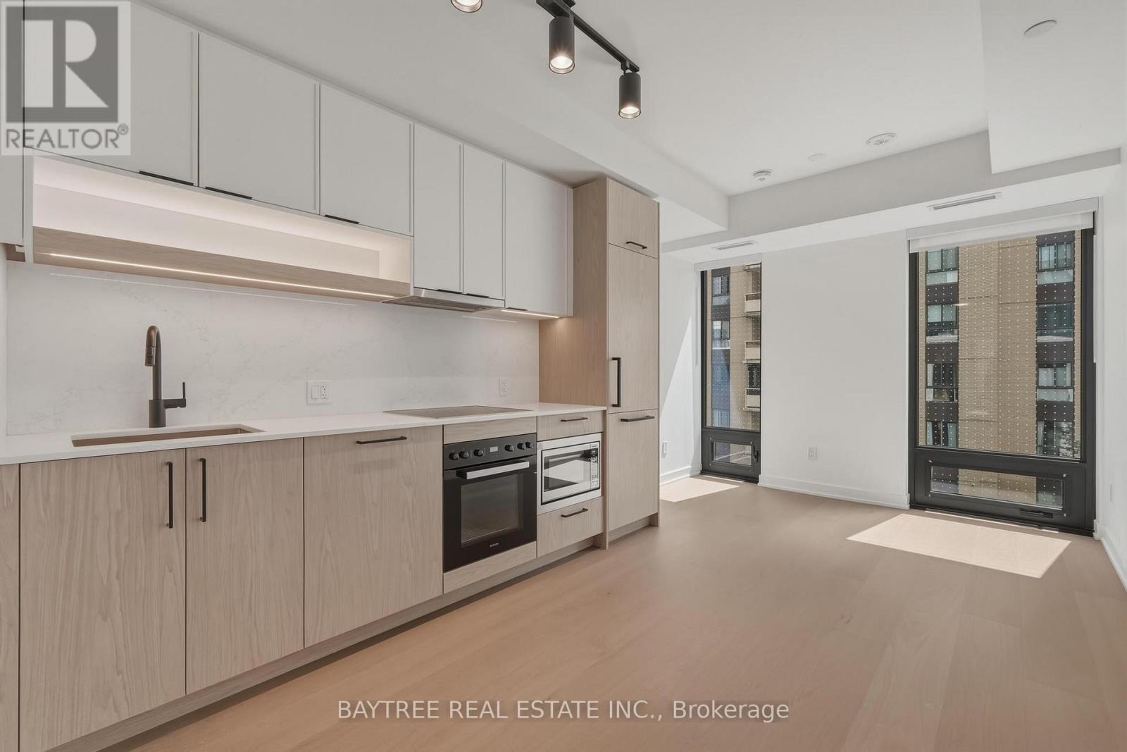 705 - 91 Montclair Avenue Property Photo 1