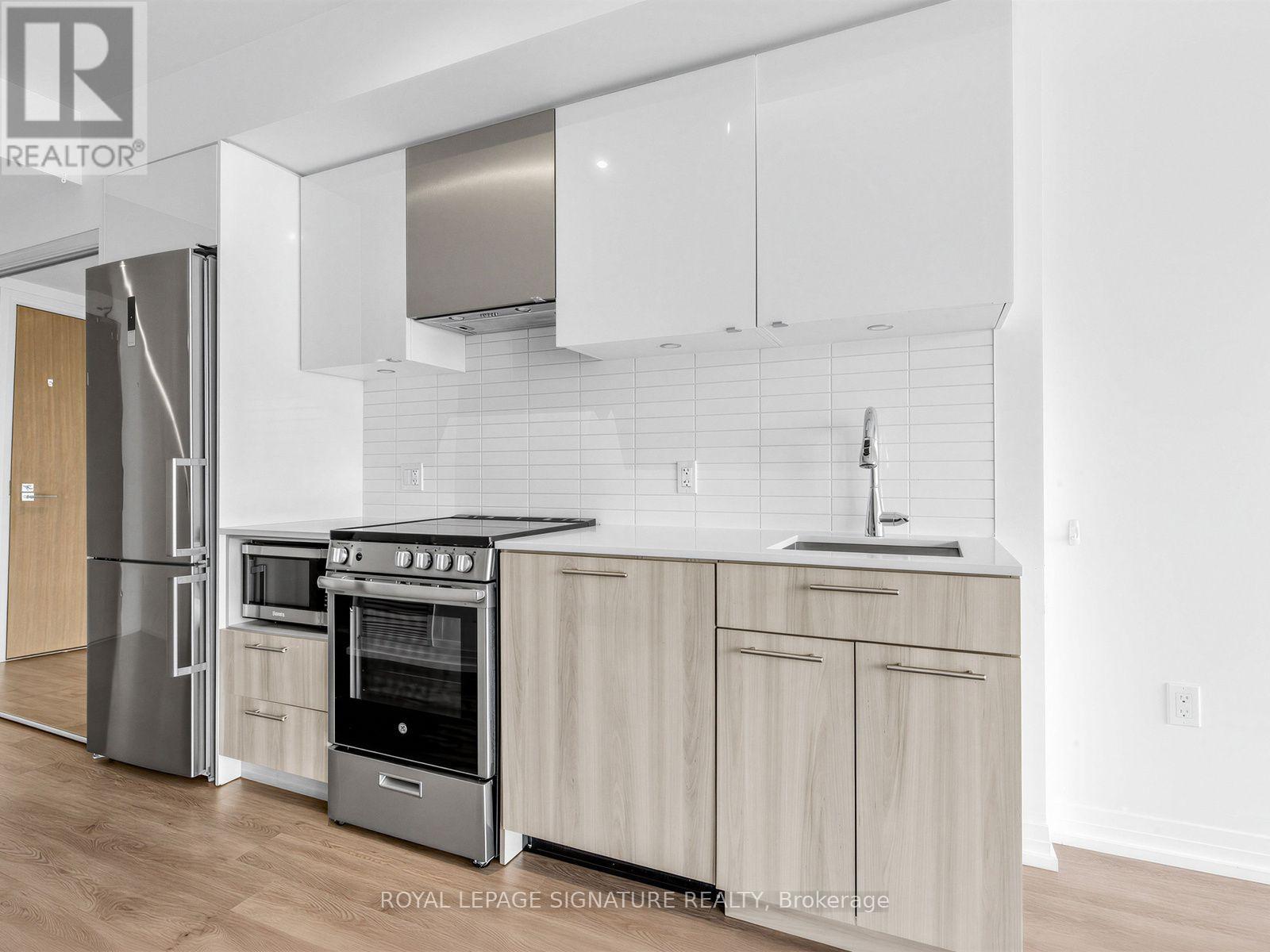 2509 - 251 Jarvis Street Property Photo 7