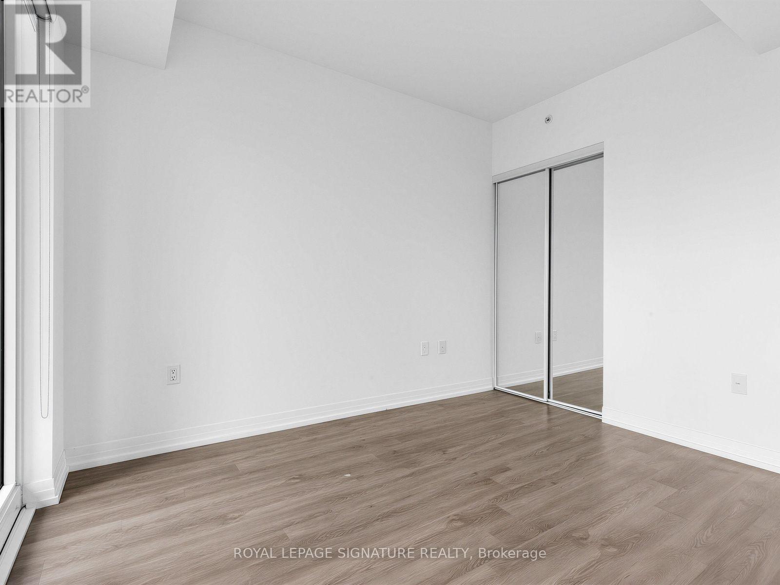 2509 - 251 Jarvis Street Property Photo 14