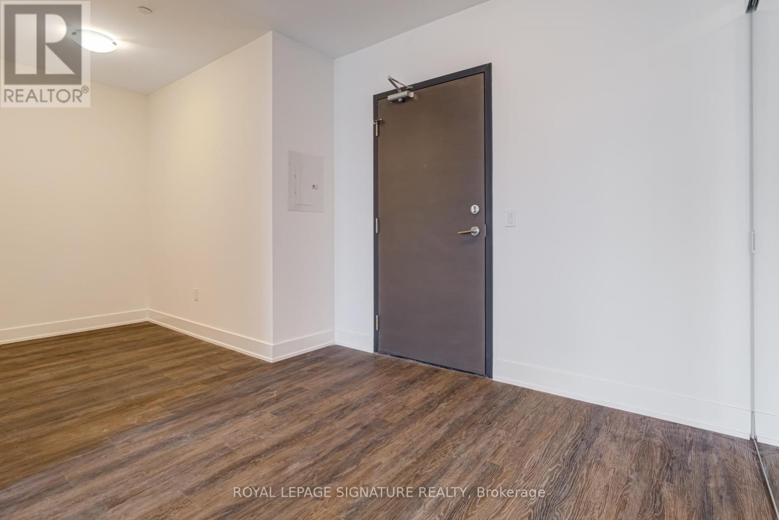 1105 - 2 Teagarden Court Property Photo 6