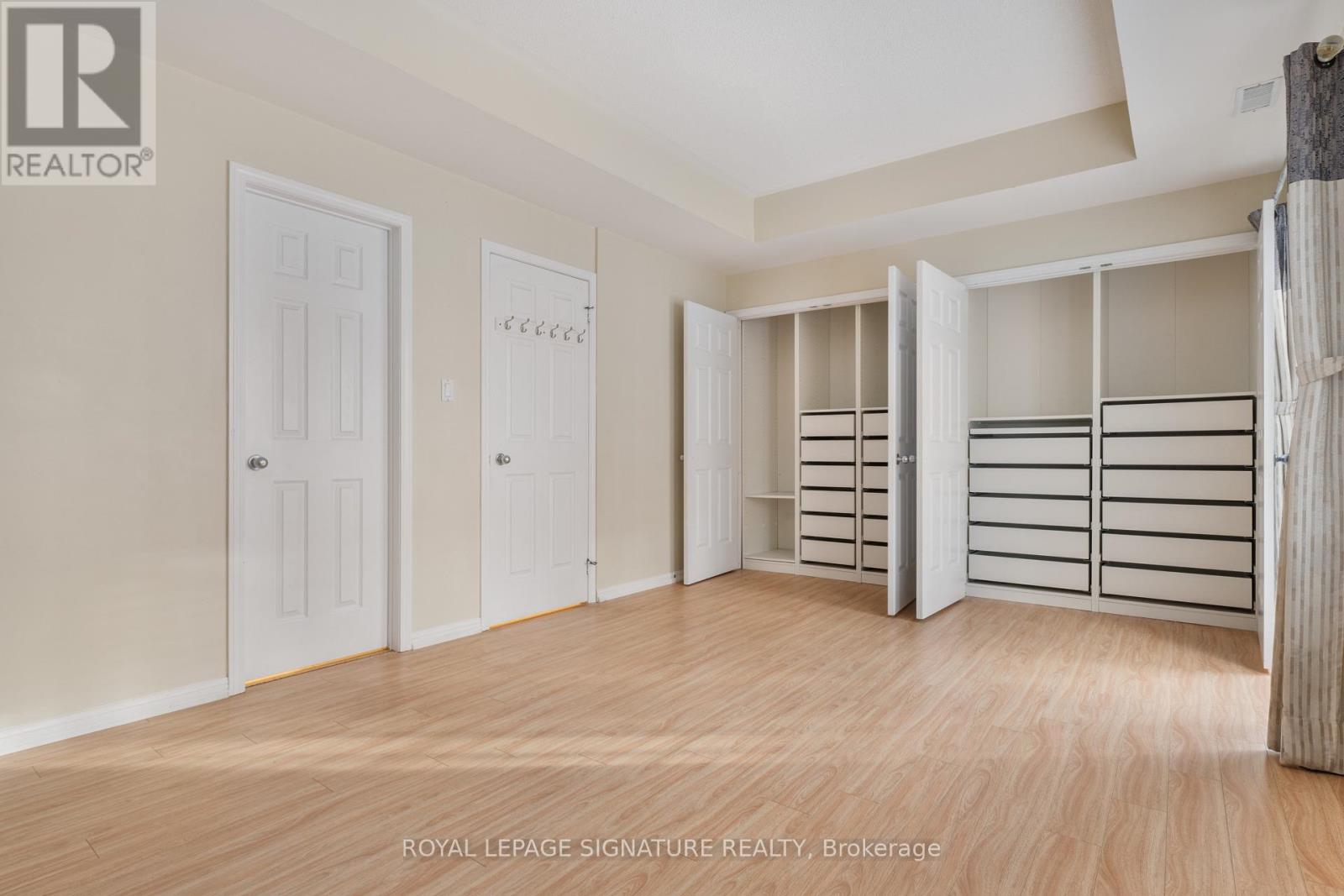 8 - 11 Niagara Street Property Photo 16