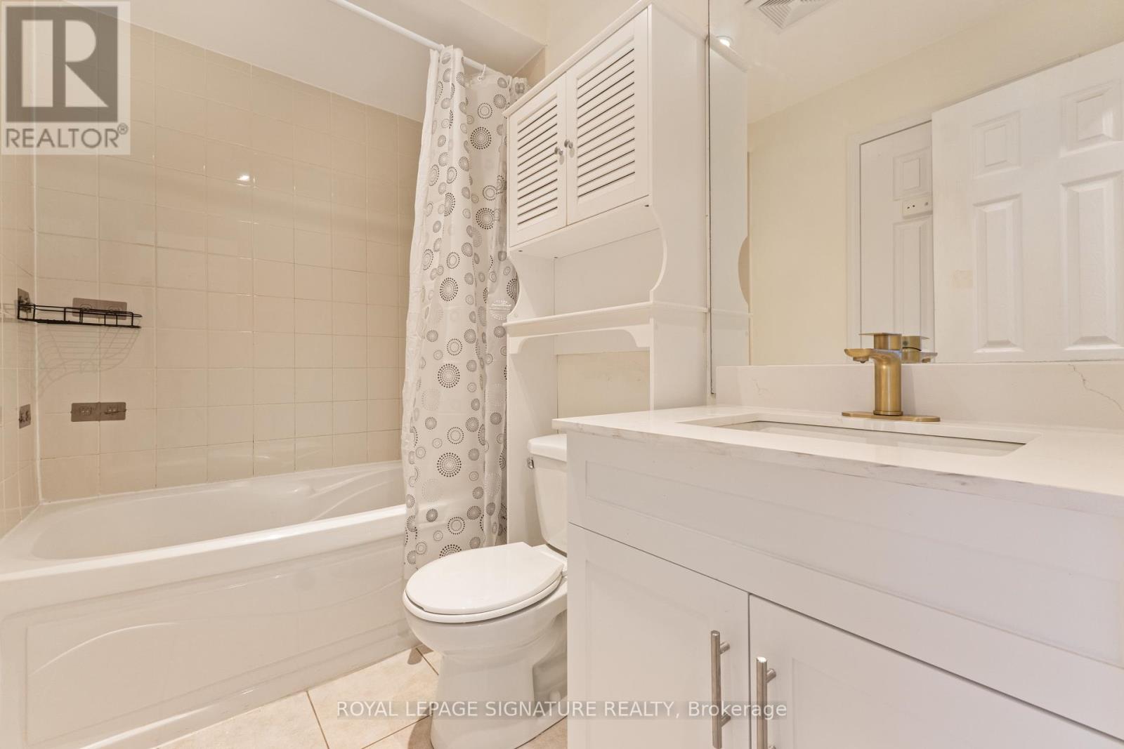 8 - 11 Niagara Street Property Photo 18