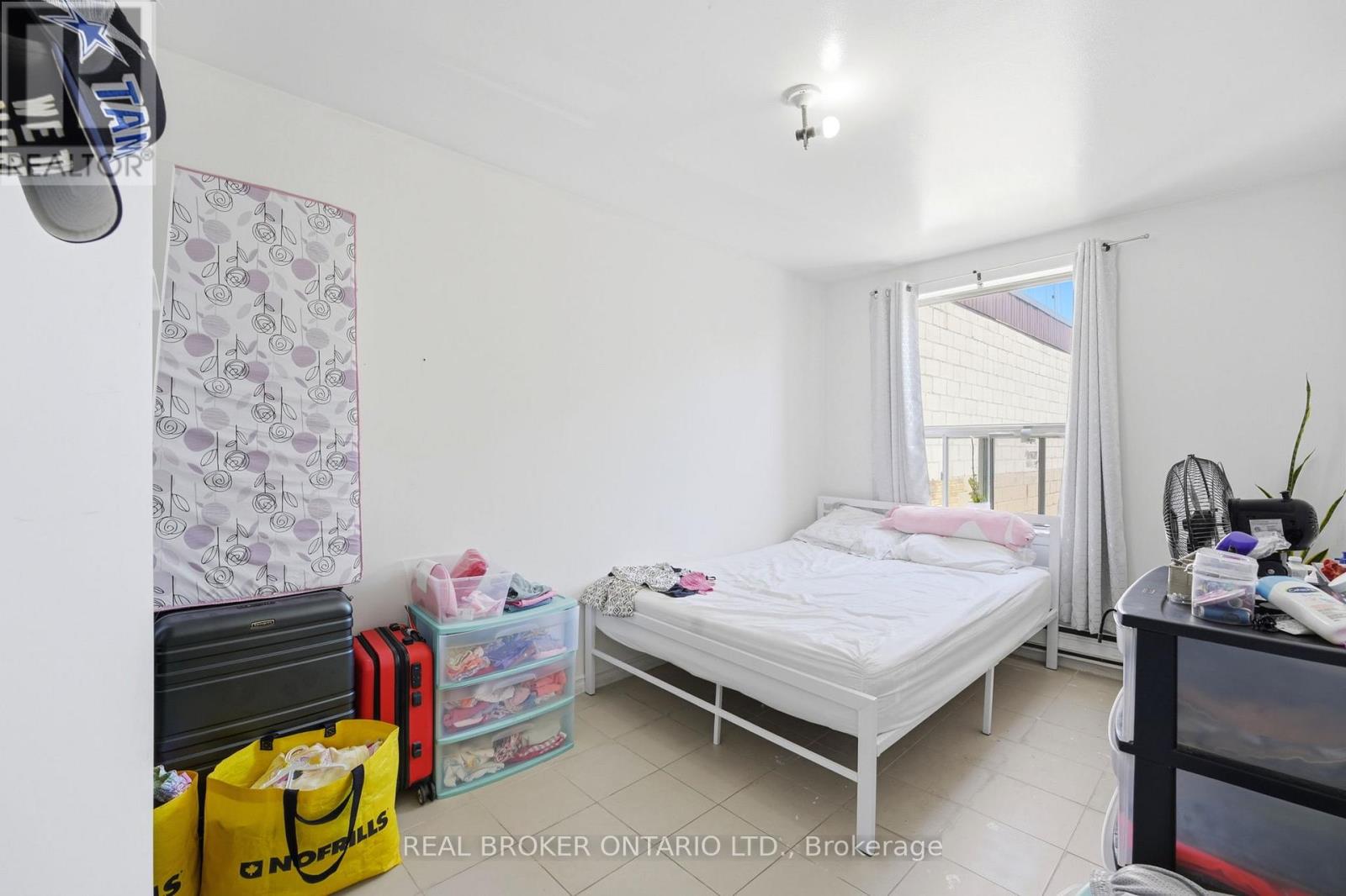 1479 Eglinton Avenue W Property Photo 18