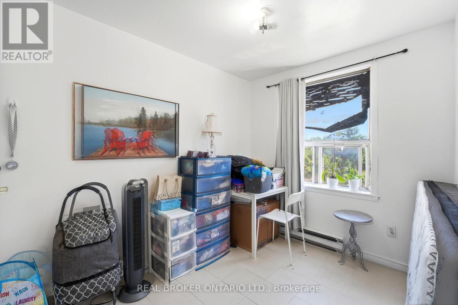 1479 Eglinton Avenue W Property Photo 19