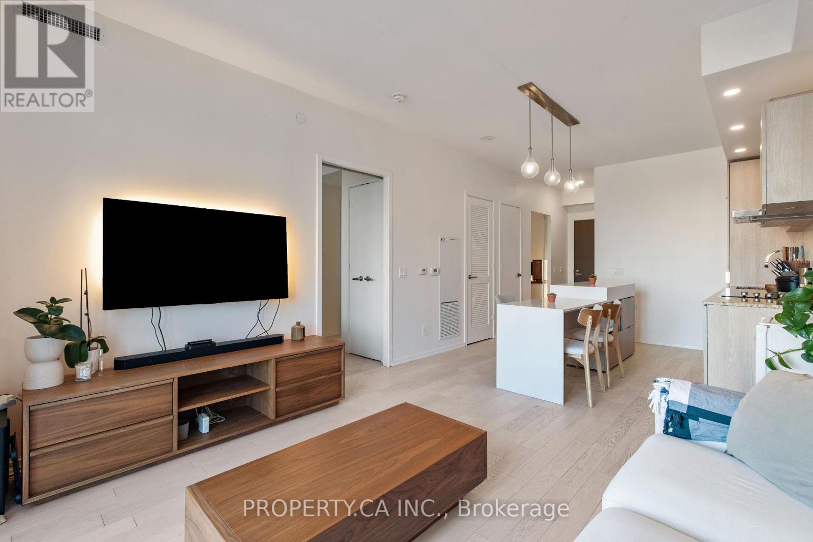 710 - 12 Bonnycastle Street Property Photo 1