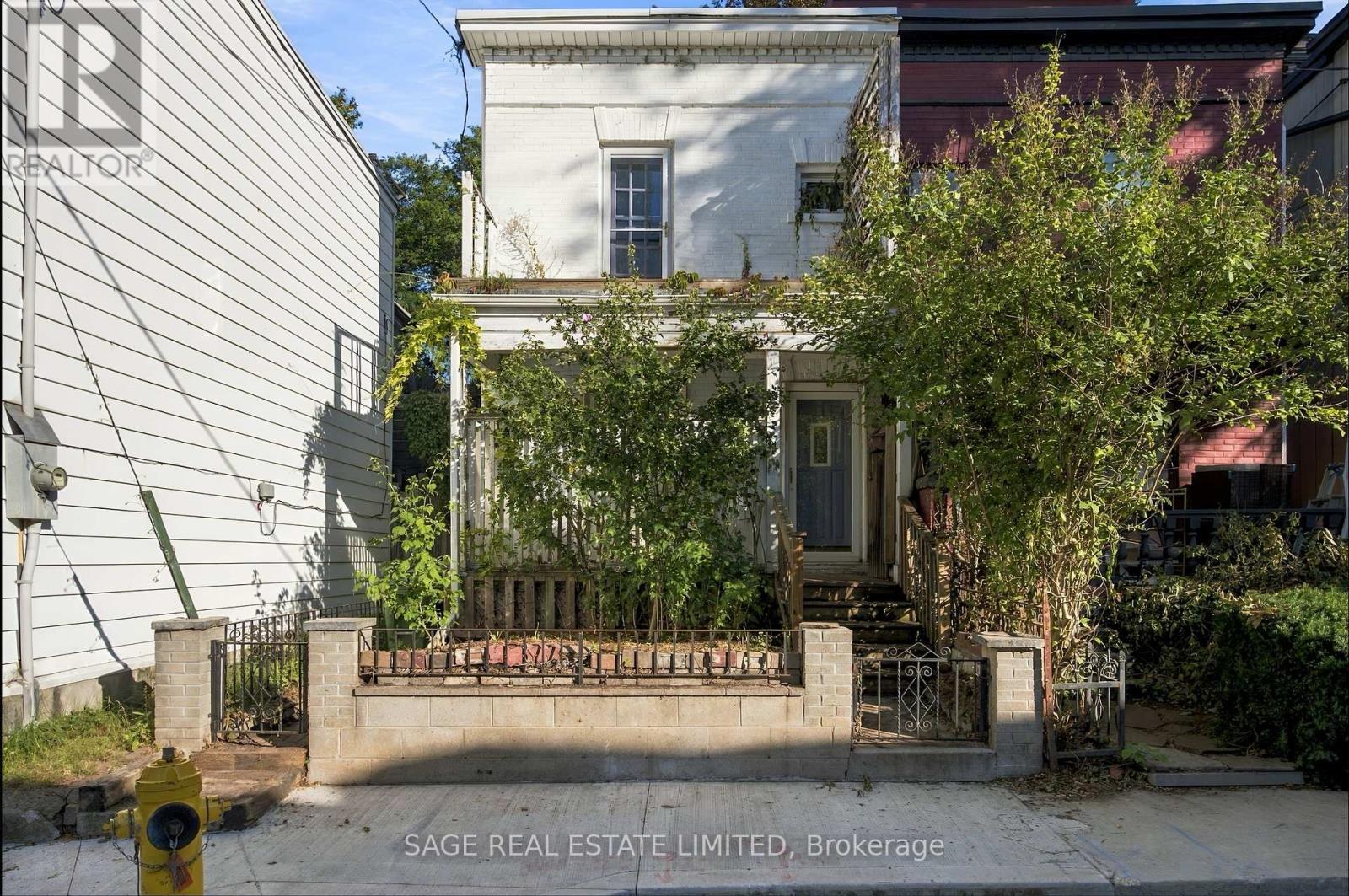 16 SACKVILLE PLACE