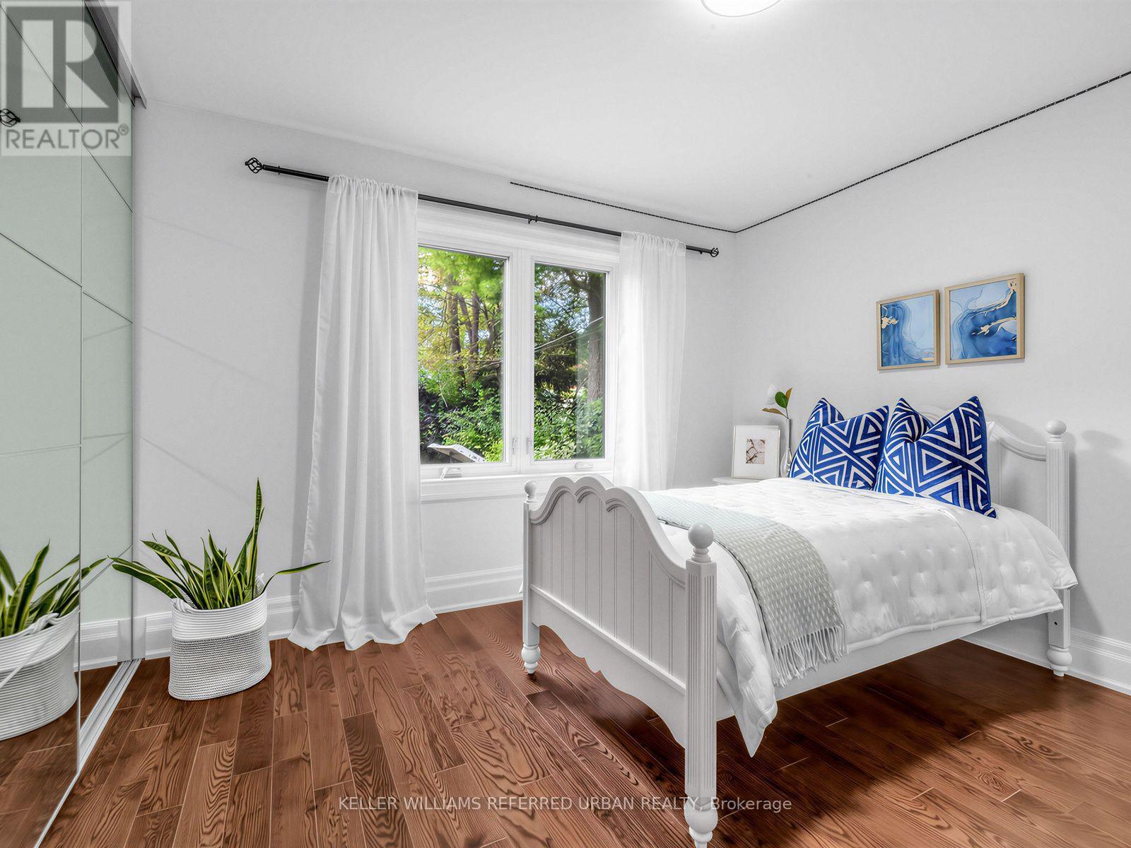 139 Holcolm Road Property Photo 8