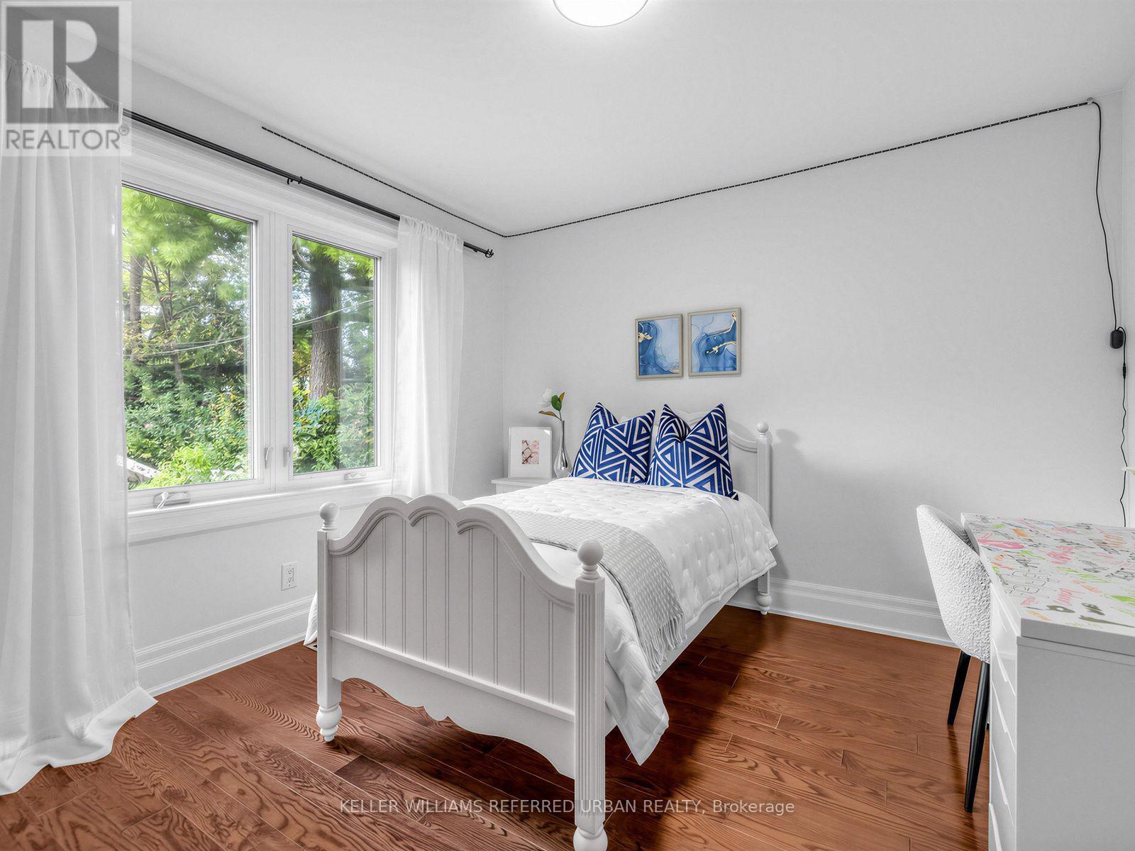 139 Holcolm Road Property Photo 9