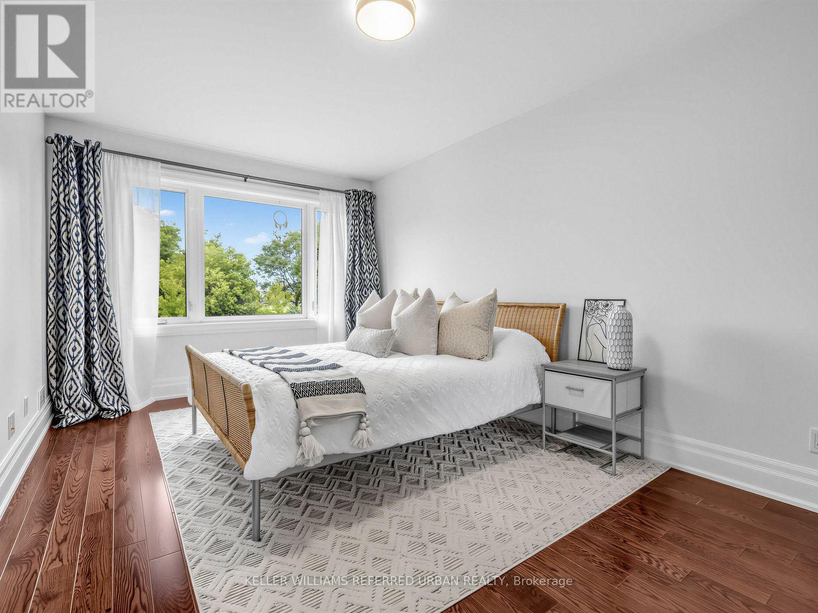 139 Holcolm Road Property Photo 13