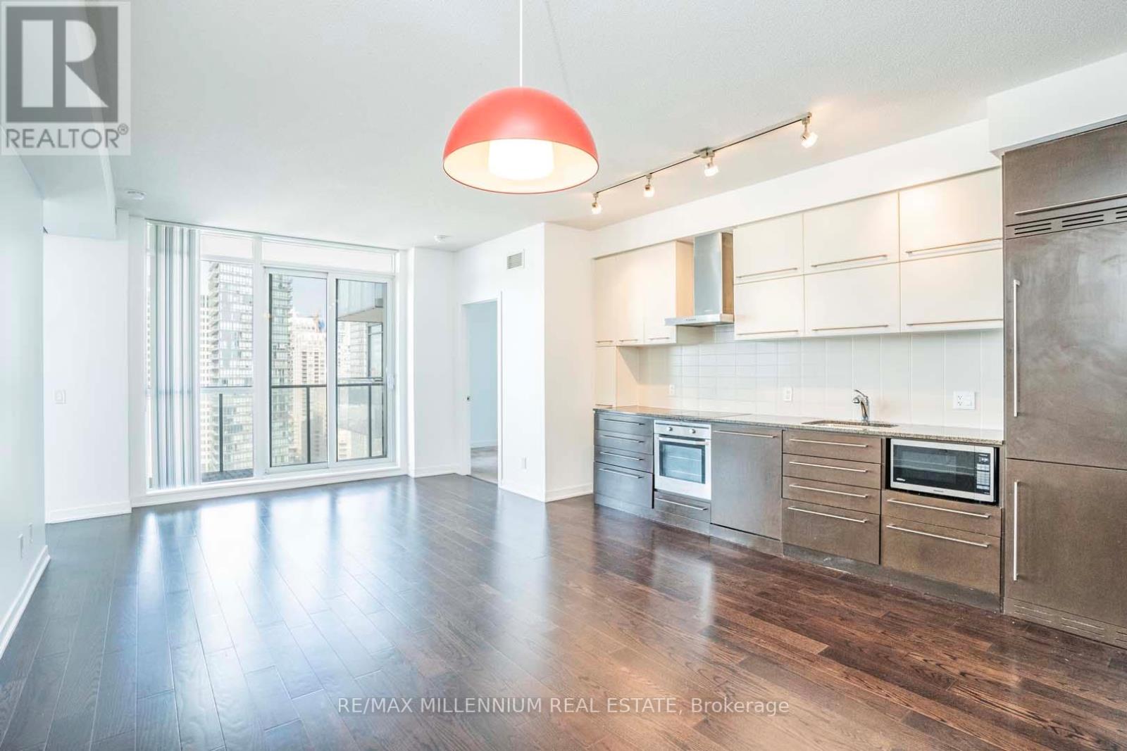 2212 - 770 BAY STREET Property Photo 1