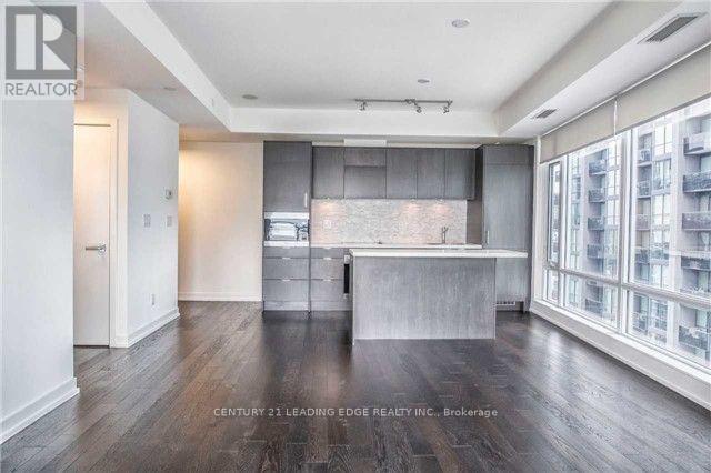 2909 - 21 Widmer Street Property Photo 12