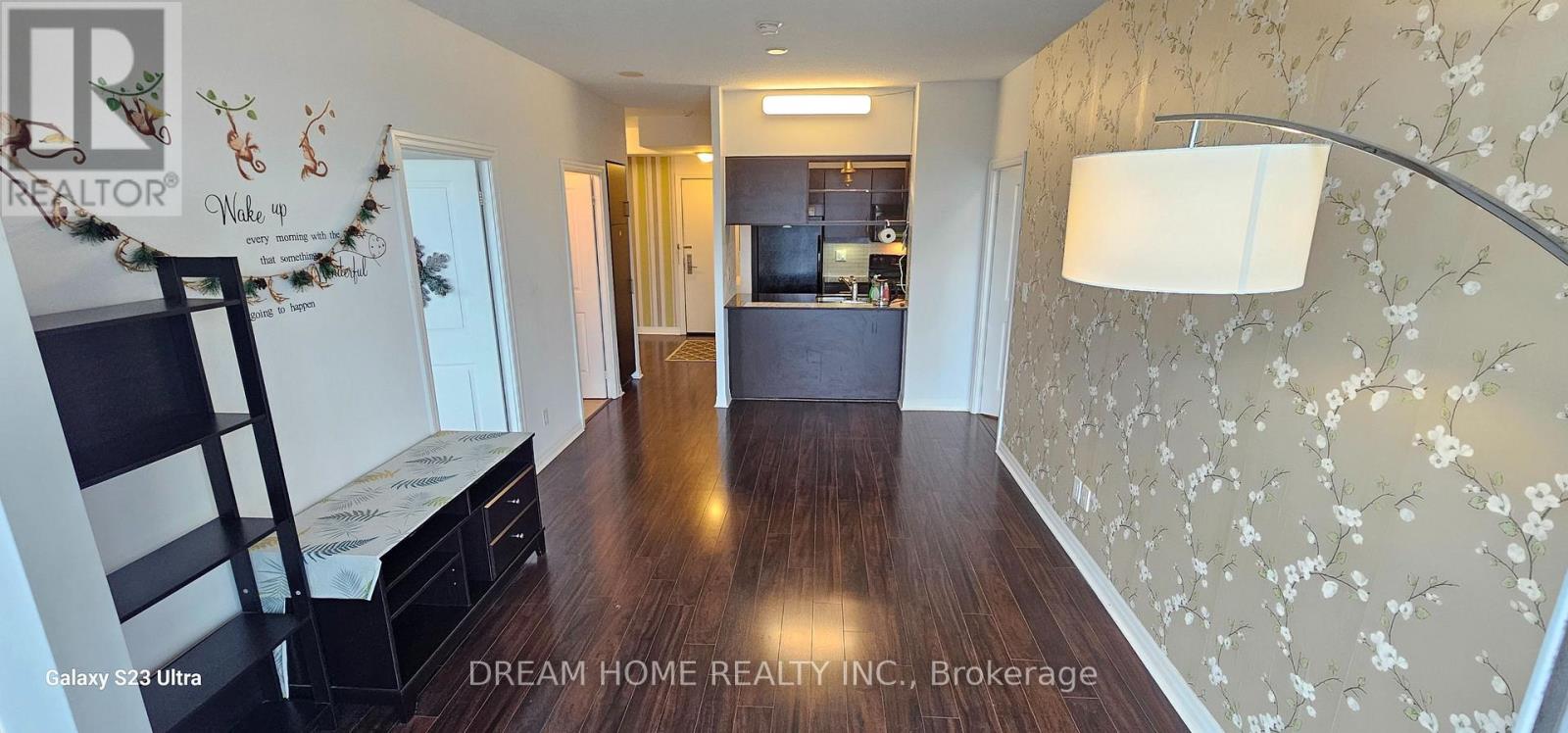 1709 - 30 Herons Hill Way N Property Photo 1