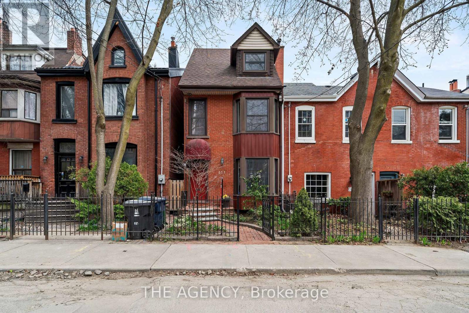 111 Seaton Street Property Photo 1