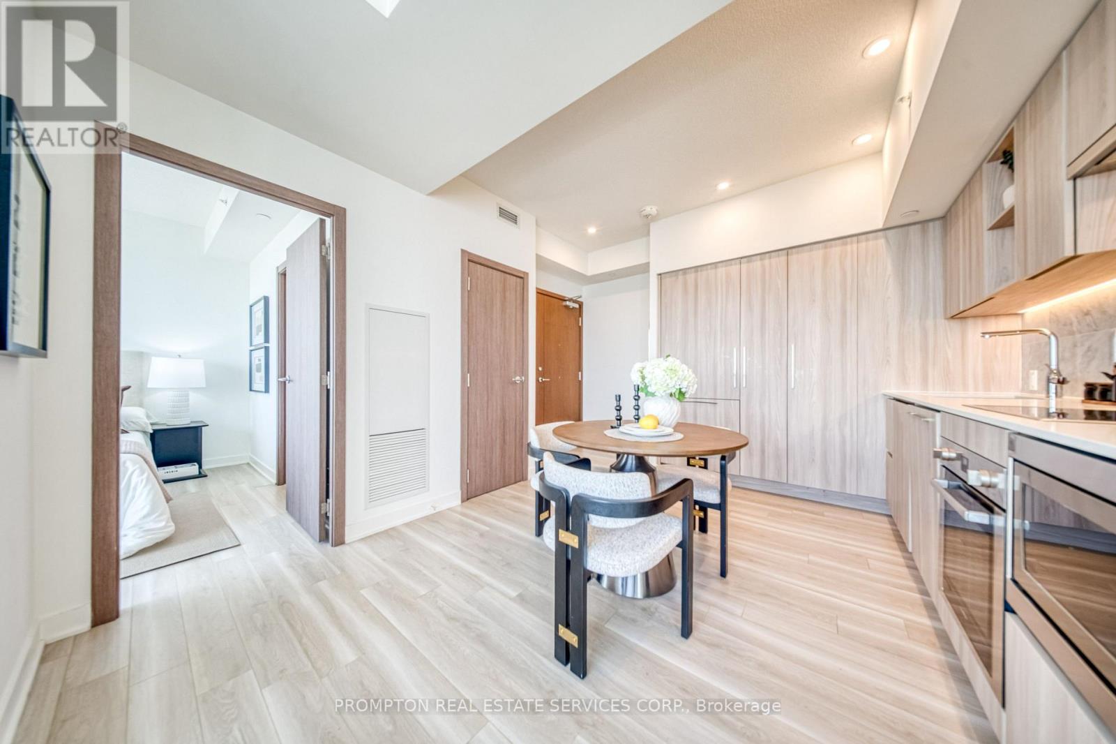 4011 - 19 Bathurst Street Property Photo 7