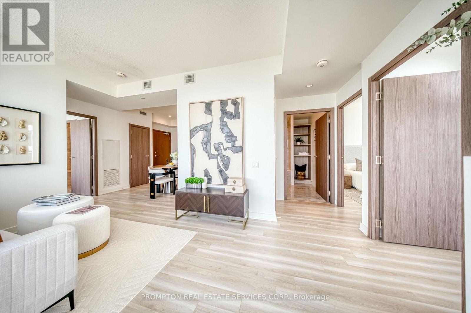 4011 - 19 Bathurst Street Property Photo 8