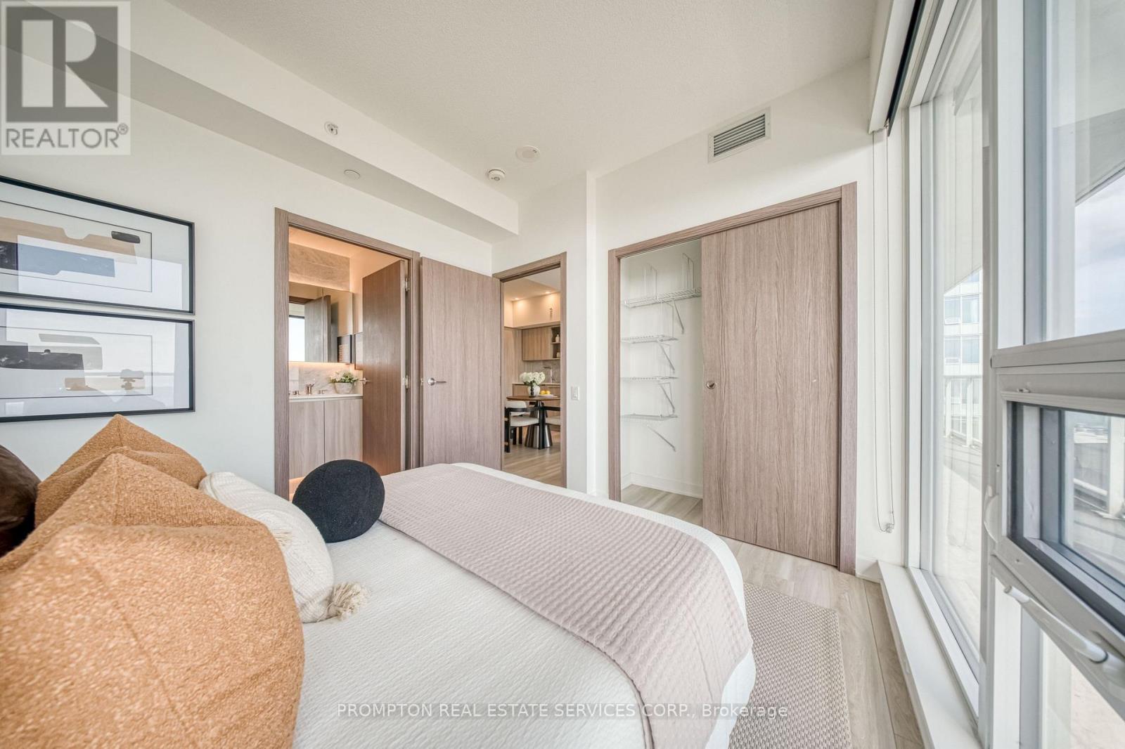4011 - 19 Bathurst Street Property Photo 15