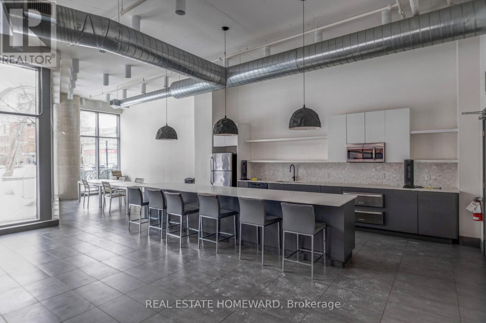 506 - 150 East Liberty Street Property Photo 23