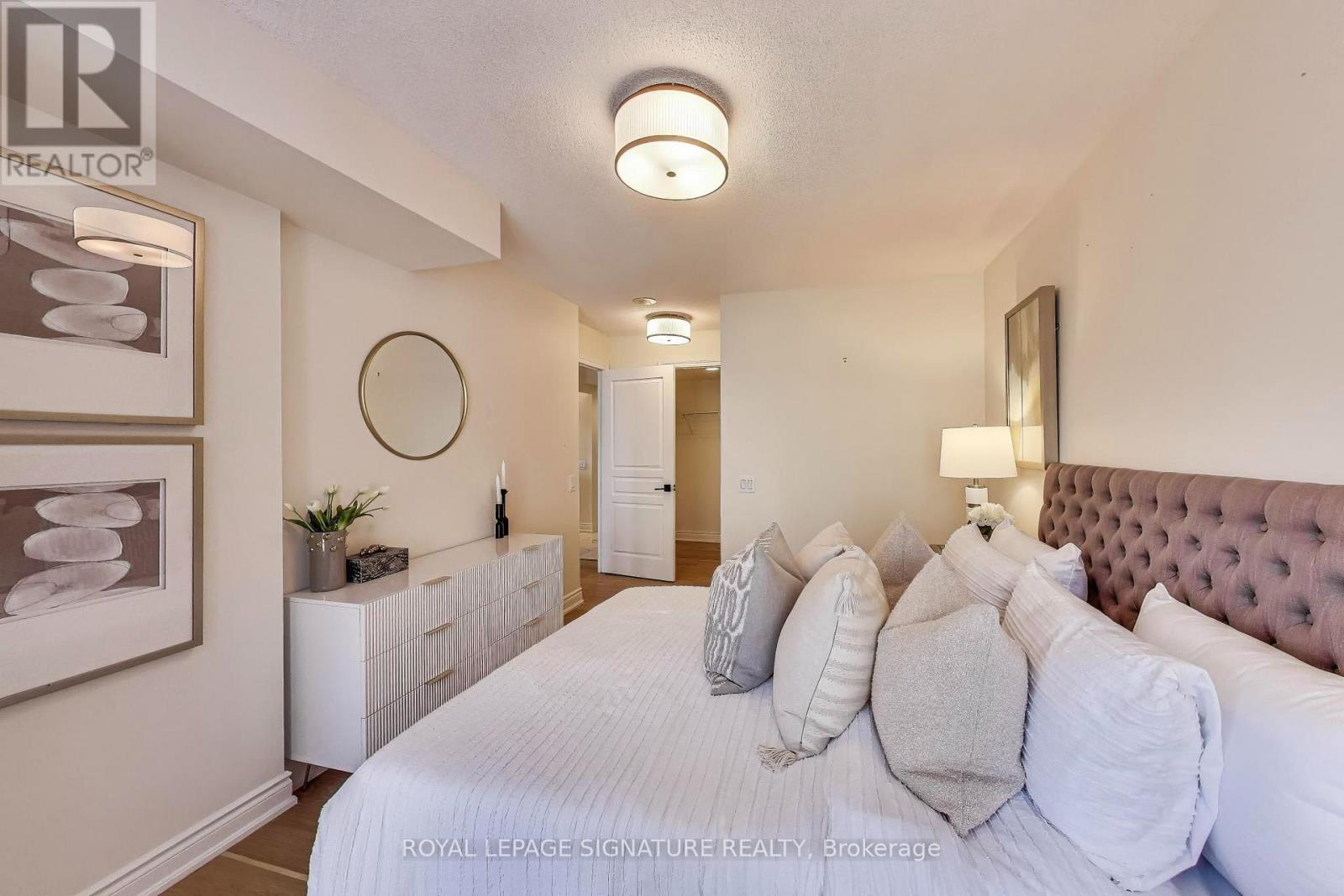 411 - 5 Northtown Way Property Photo 10
