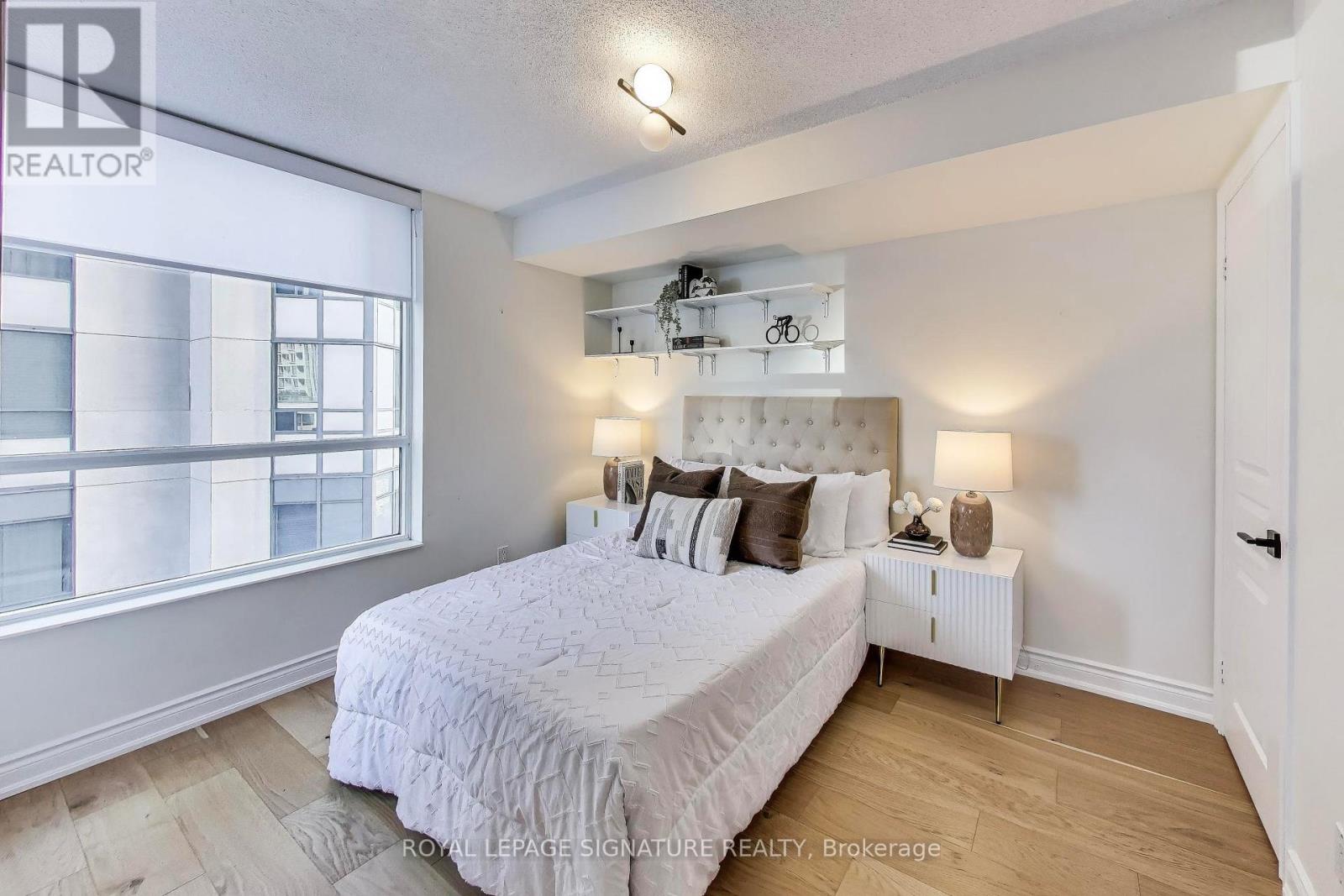 411 - 5 Northtown Way Property Photo 13