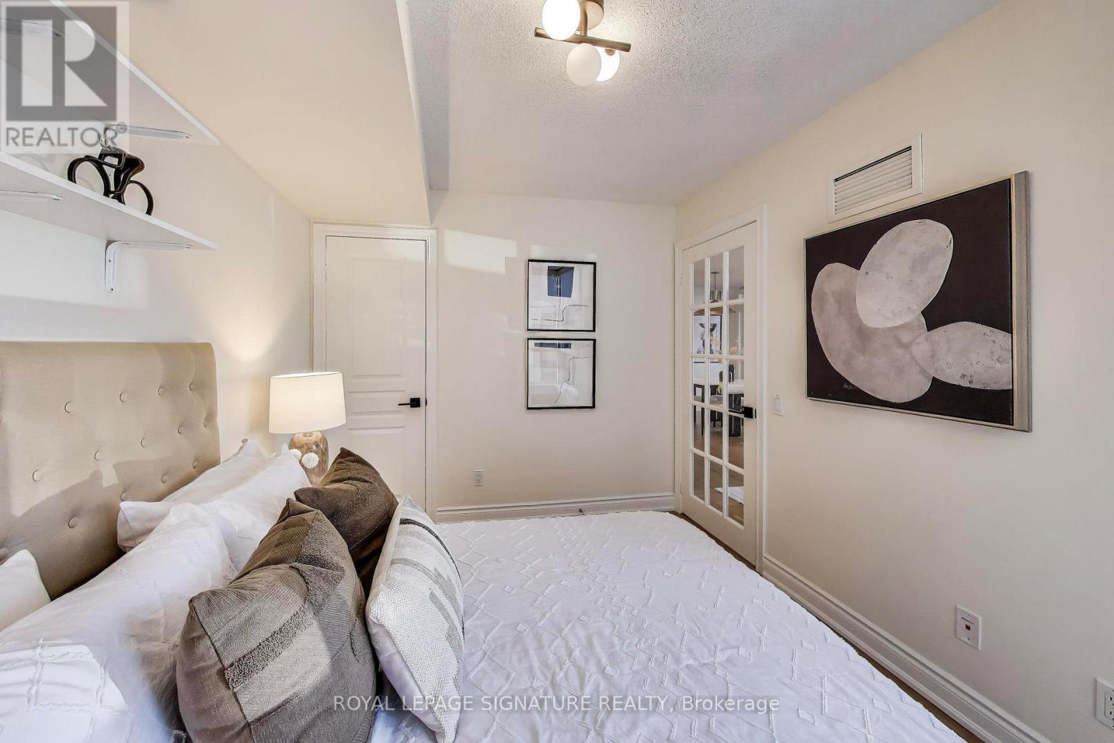 411 - 5 Northtown Way Property Photo 14