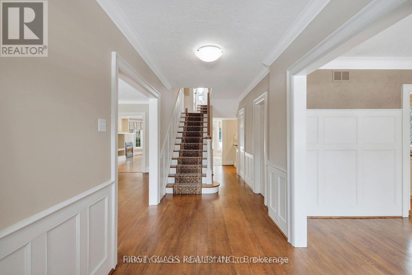 80 Douglas Drive Property Photo 3