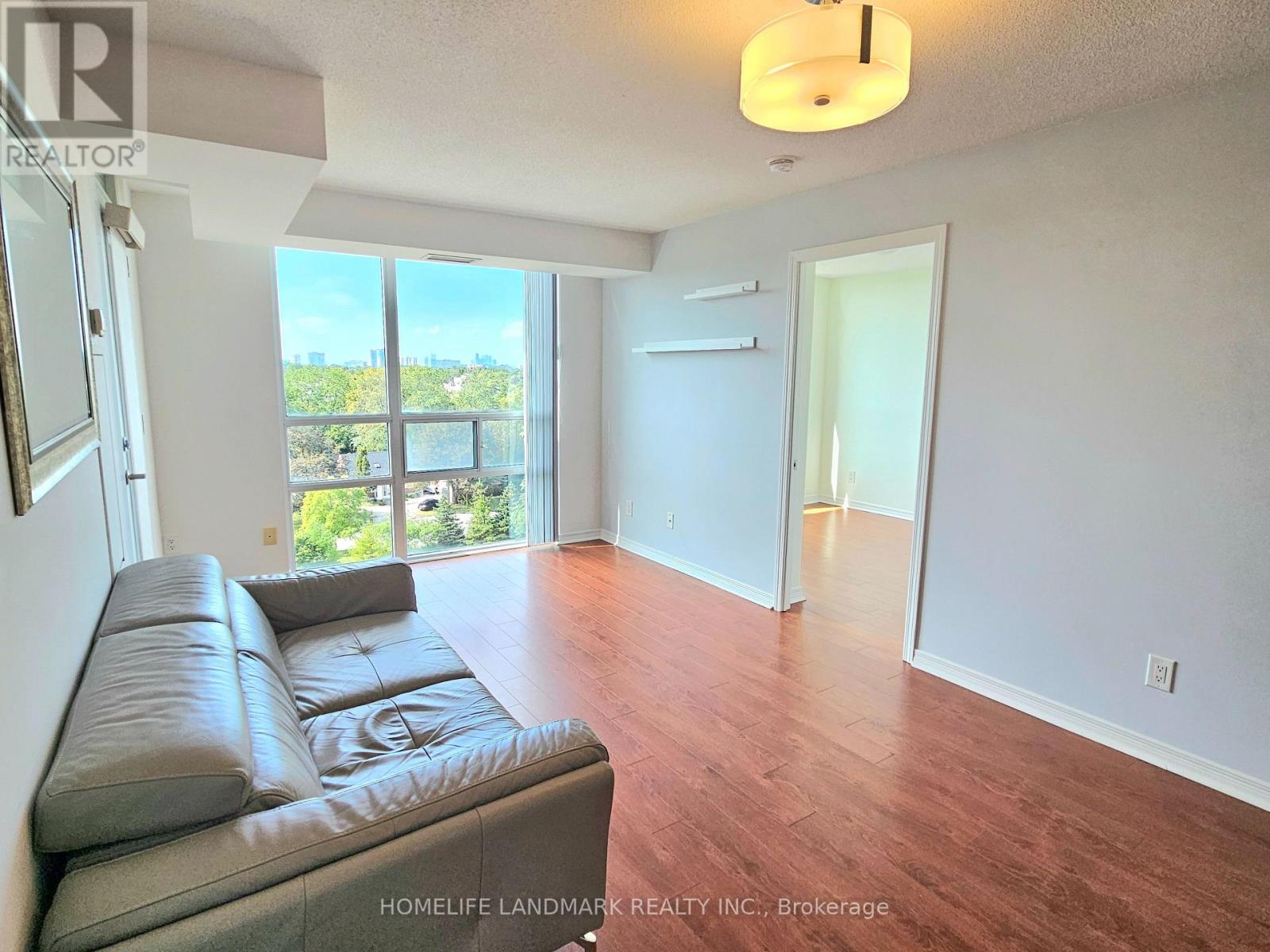 812 - 503 Beecroft Road Property Photo 22